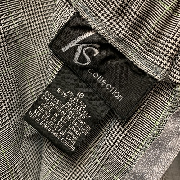 KS Collection Suit - Picture 14 of 15